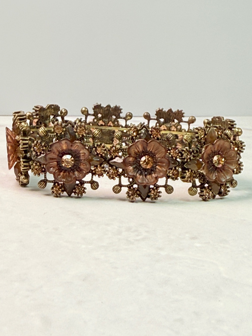 🚨3 for $15🚨 Bronze Tone Floral Rhinestone Stretch Cuff Bracelet